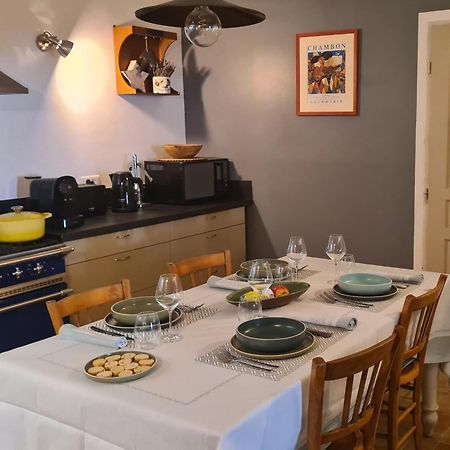 Cocon Du Papillon A Lourmarin Apartment Екстериор снимка