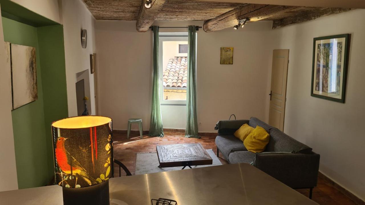 Cocon Du Papillon A Lourmarin Apartment Екстериор снимка
