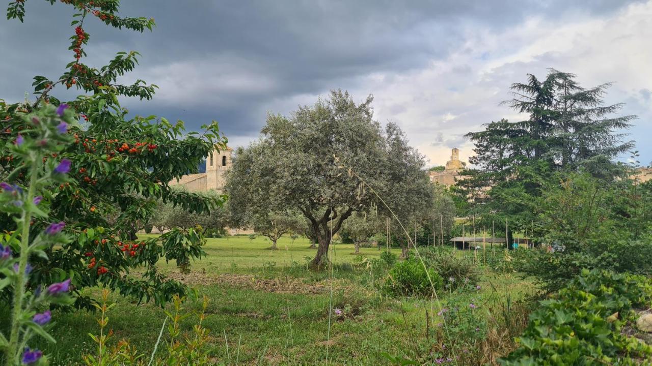 Cocon Du Papillon A Lourmarin Apartment Екстериор снимка